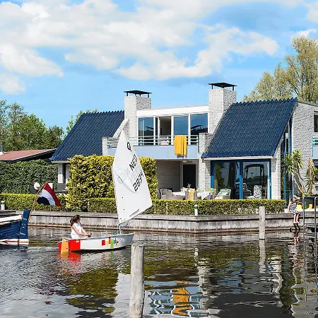 Holiday Amsterdam Leisure Lakes.4 *